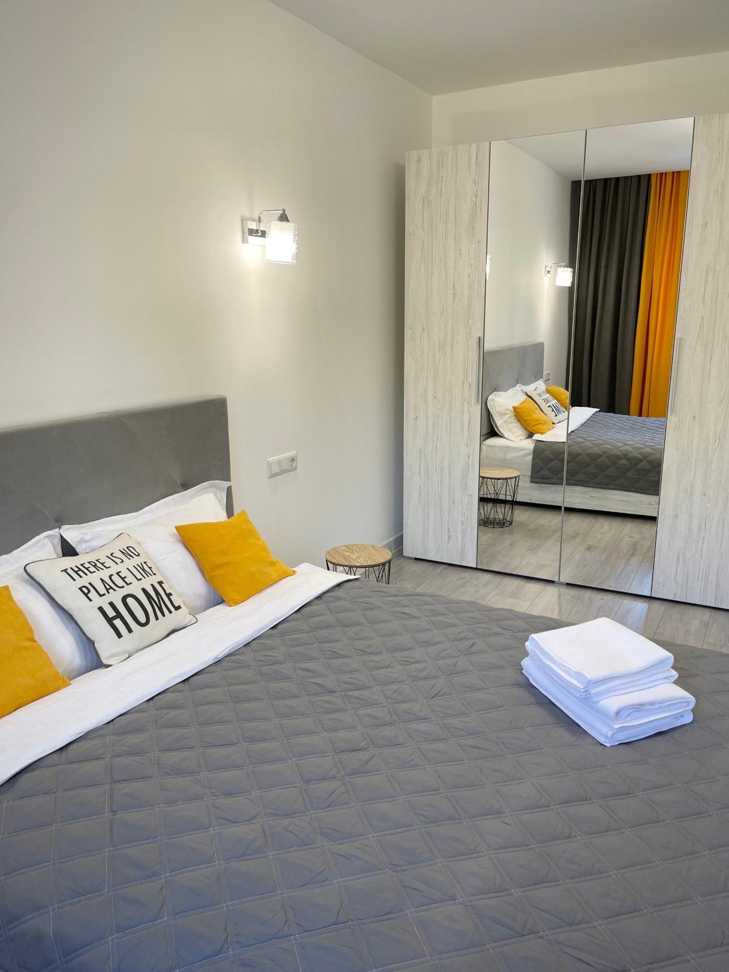 Sunny Home Apartments Апартаменти У Новобудові Поряд Медичний Центр Angelholm Дуже Чисто! แชร์นิฟซี ภายนอก รูปภาพ