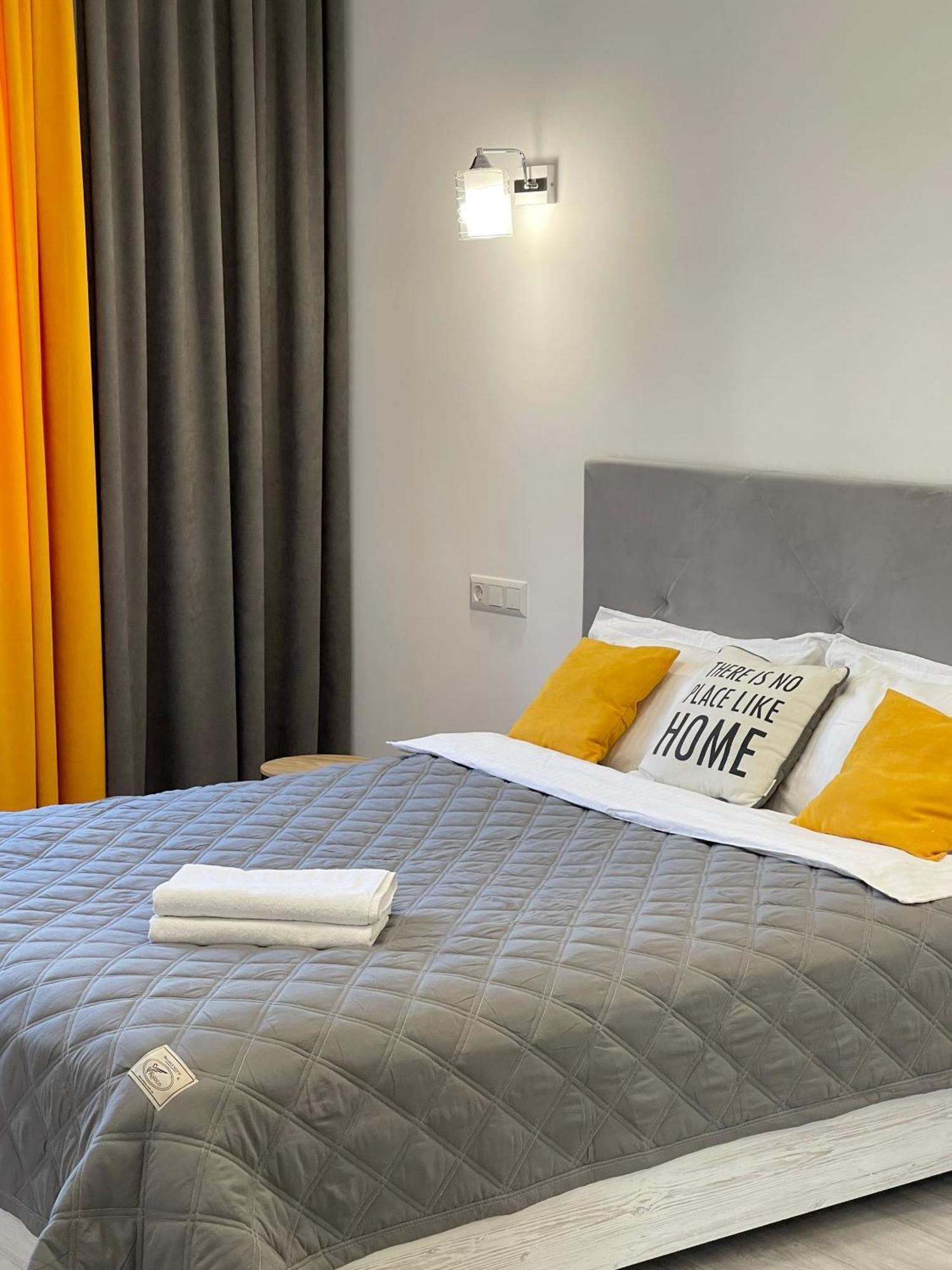 Sunny Home Apartments Апартаменти У Новобудові Поряд Медичний Центр Angelholm Дуже Чисто! แชร์นิฟซี ภายนอก รูปภาพ
